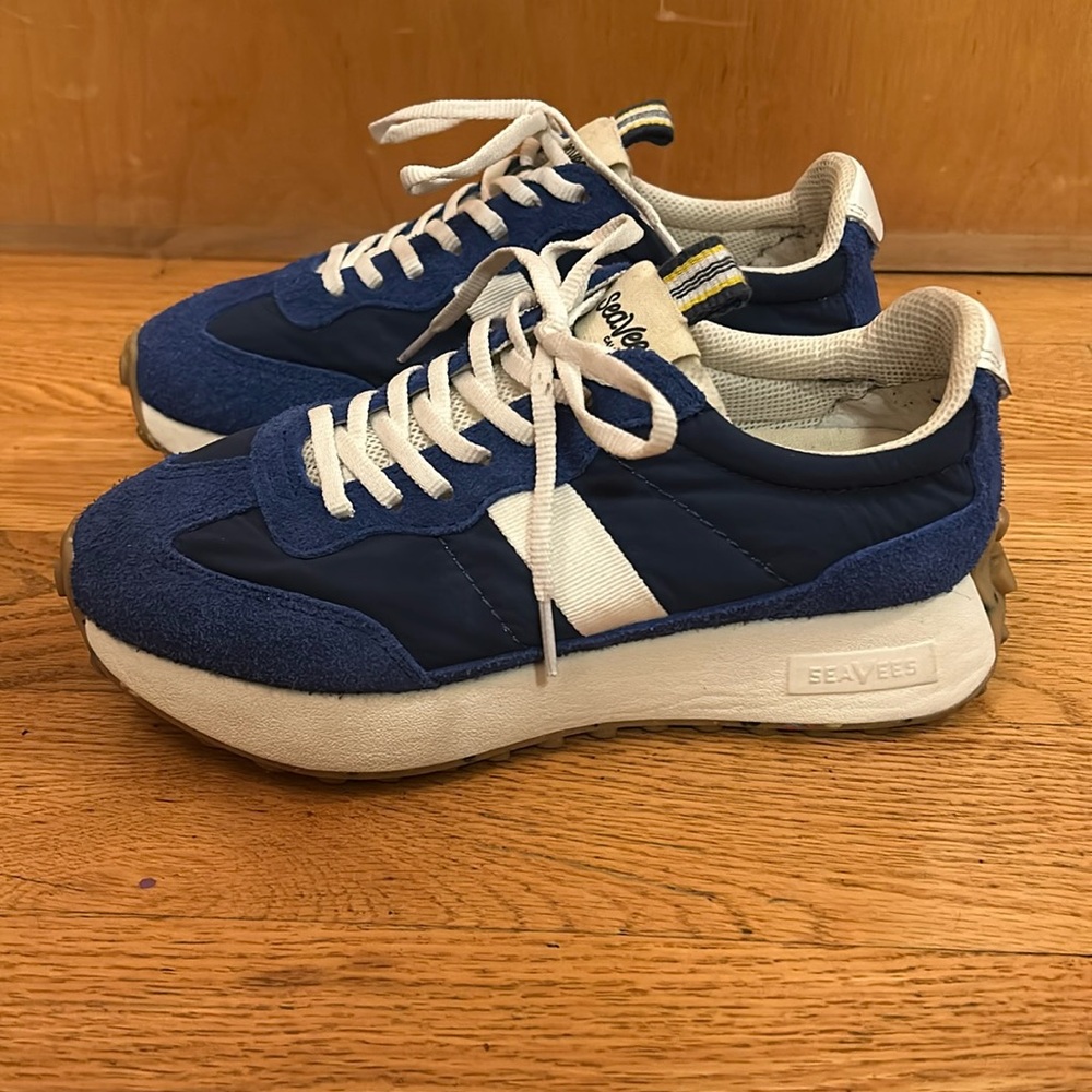 SeaVees Acorn Trainers in Varsity Blue, Women’s Size 9